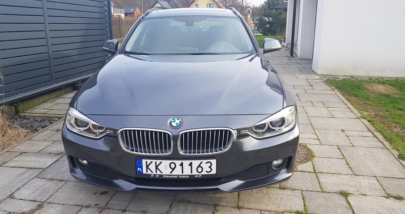 BMW Seria 3 cena 49900 przebieg: 199000, rok produkcji 2013 z Kraków małe 79